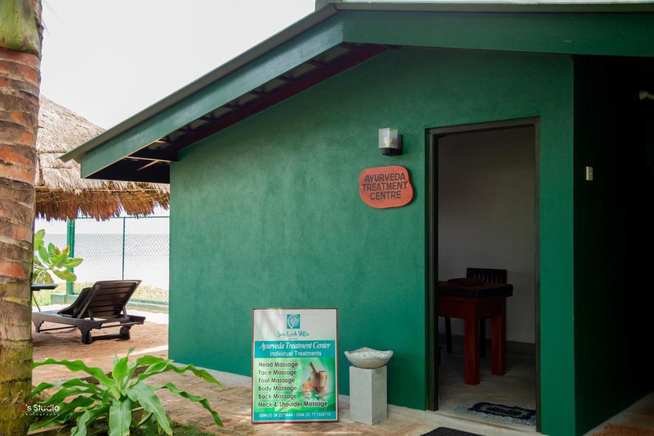 Sea Rock Villa Bentota Exterior photo