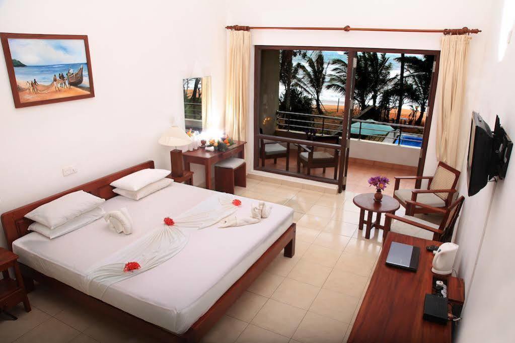 Sea Rock Villa Bentota Exterior photo