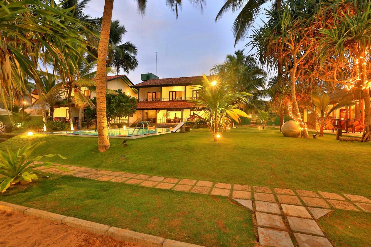 Sea Rock Villa Bentota Exterior photo