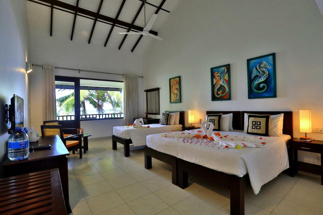 Sea Rock Villa Bentota Exterior photo