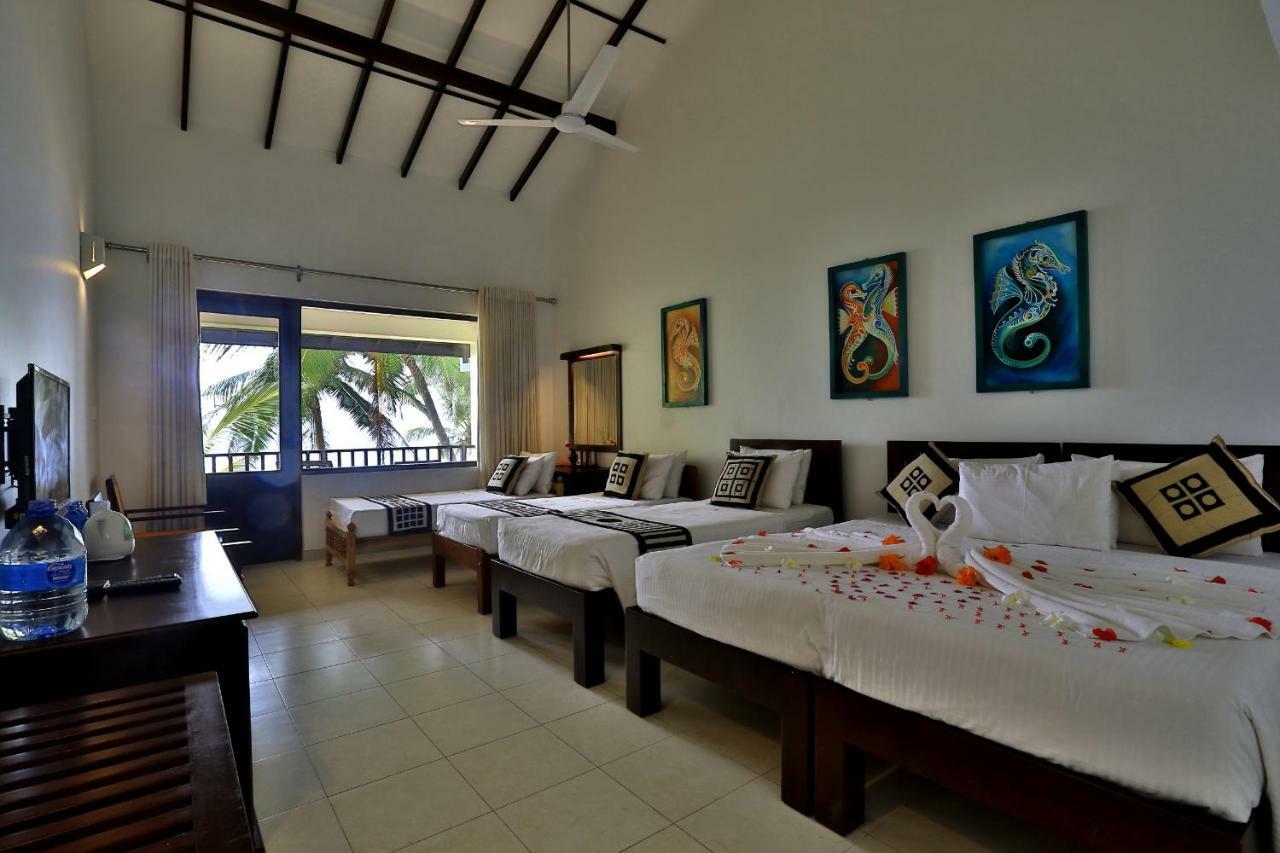 Sea Rock Villa Bentota Exterior photo