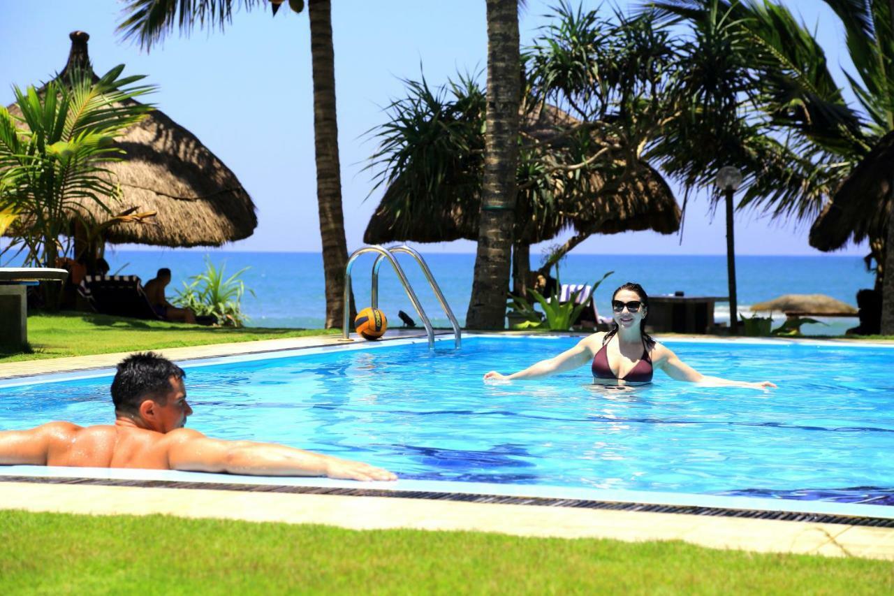 Sea Rock Villa Bentota Exterior photo