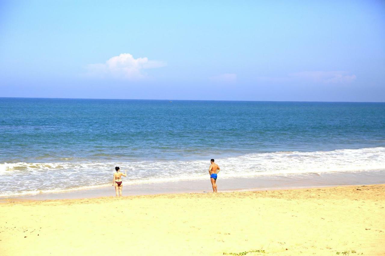 Sea Rock Villa Bentota Exterior photo