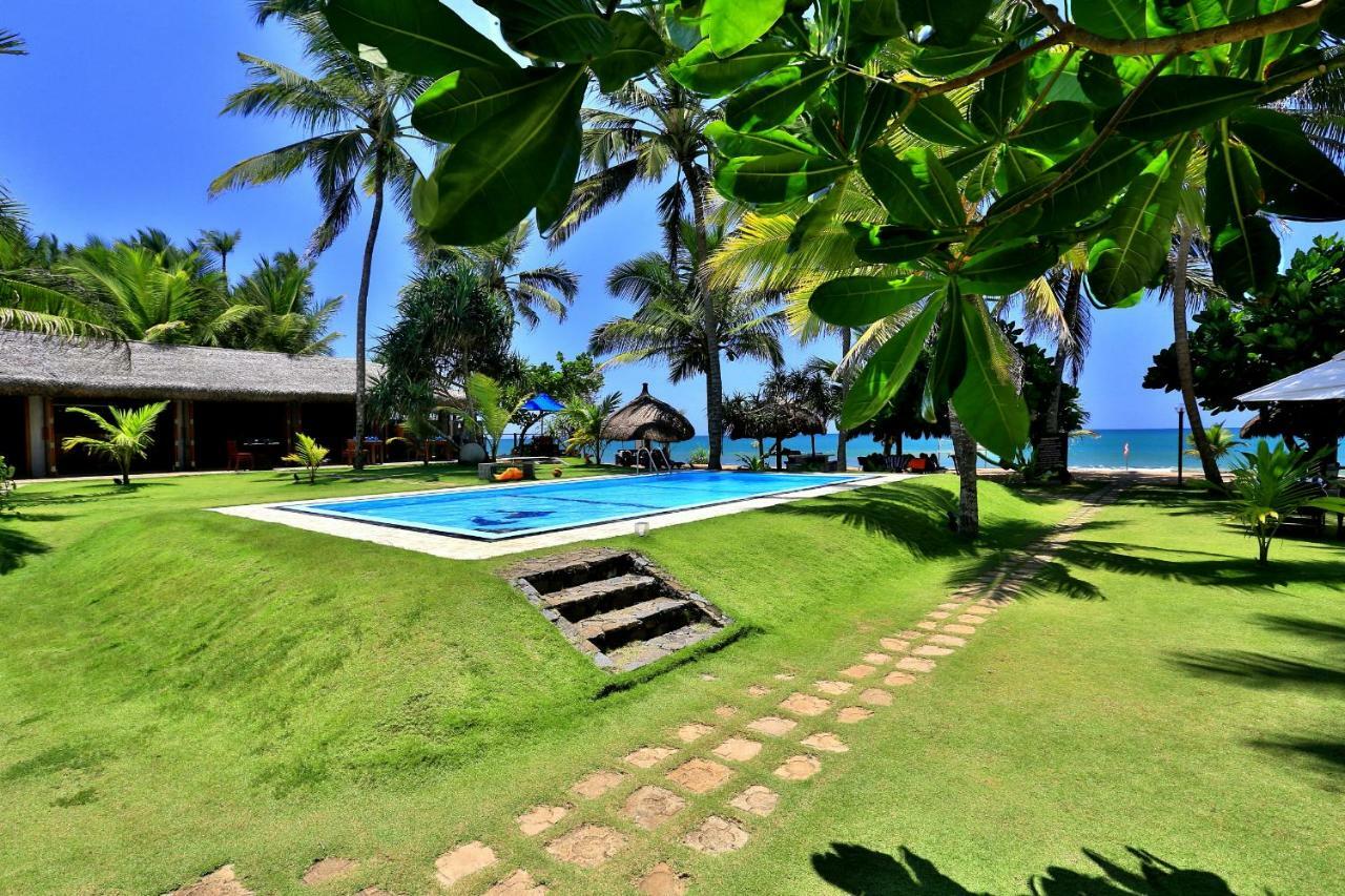 Sea Rock Villa Bentota Exterior photo