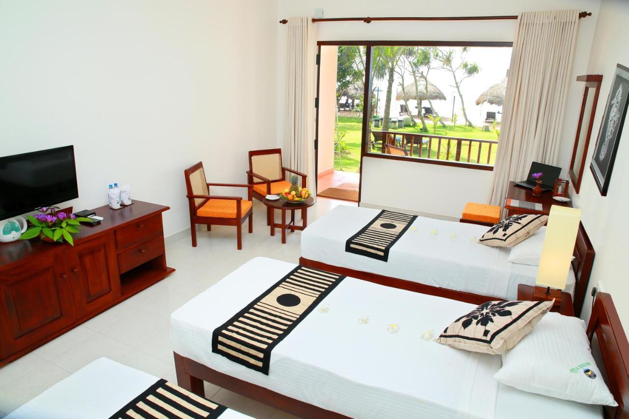 Sea Rock Villa Bentota Exterior photo